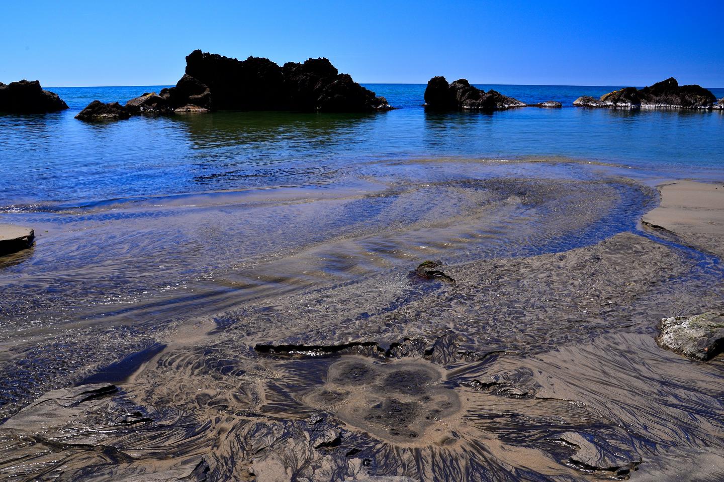 釜磯海岸　　自然造形美